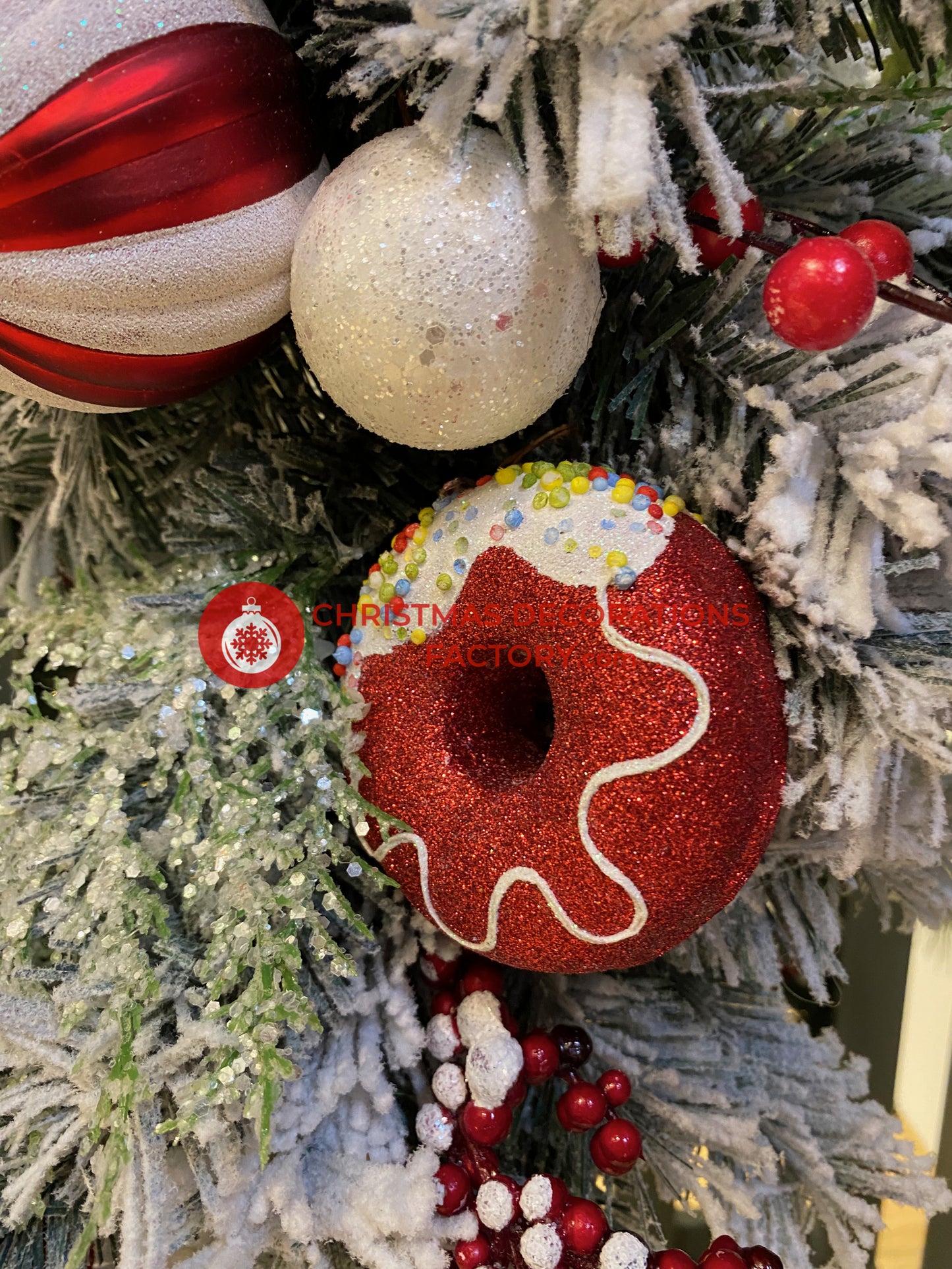 60cm Candy Cane Doughnut Wreath