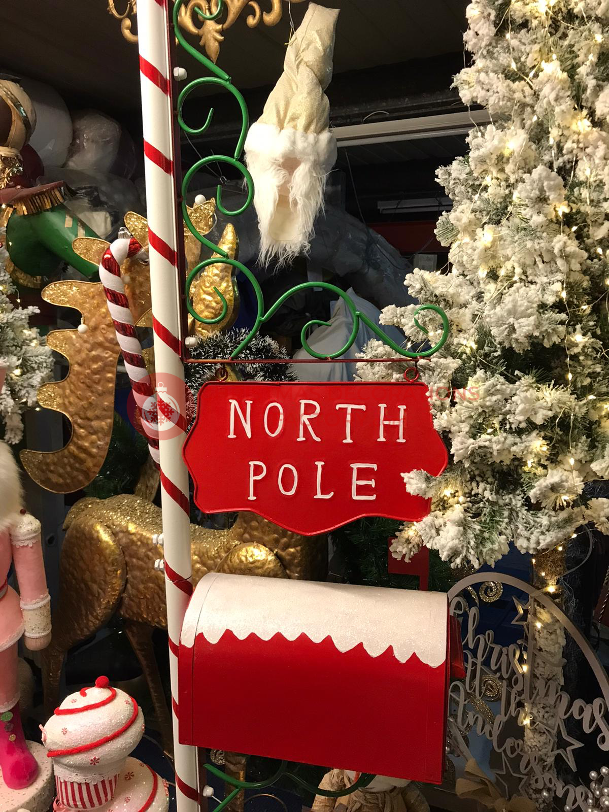 184cm North Pole Mail Box