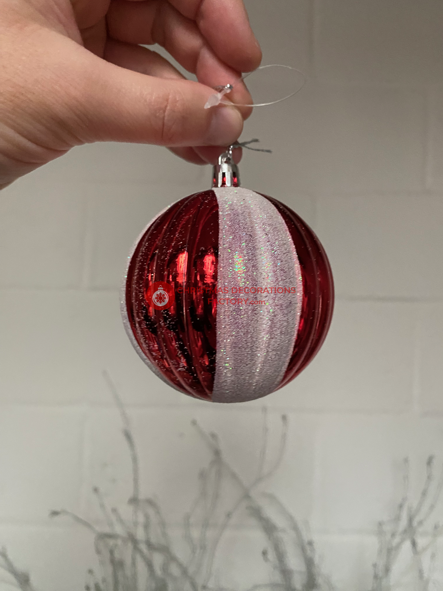 80mm Segment Swirl Candy Ball Bauble
